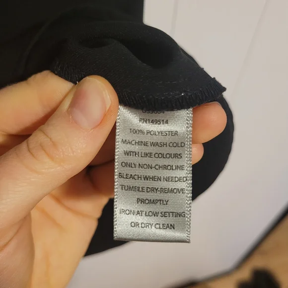 dstudio Women's Ruffle Sleeve Top - Picture 7 of 7